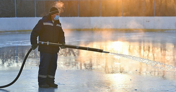 Лед покрылся буграми: ярославцы жалуются на состояние бесплатных катков