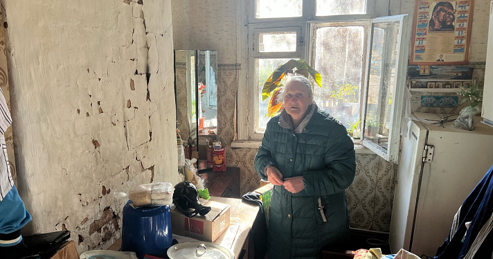 Ярославские следователи проверят аварийный дом, в котором живут две бабушки_257243