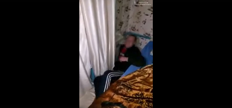 Житель Ярославской области прятался от судебных приставов под кроватью