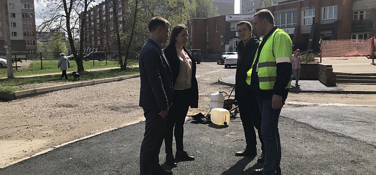В Ярославле на улице Труфанова возобновили ремонт, не завершенный в прошлом году_238823