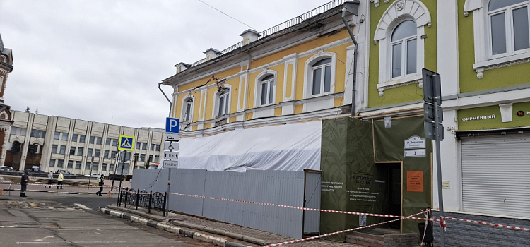 Главный архитектор Ярославля рассказал, что происходит в треснувшем весной памятнике архитектуры