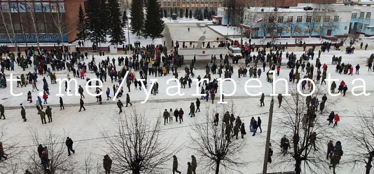 «Наши ребята уже в поезде»: Ярославскую область покинула еще одна группа мобилизованных