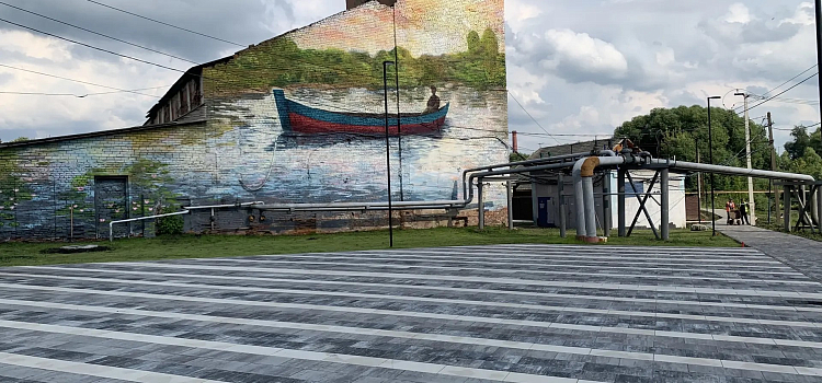 В Ярославской области заменили более километра теплосетей для создания новой пешеходной зоны_320050