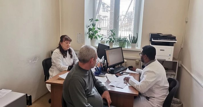 В посёлке Ярославской области в больнице приём ведёт врач-терапевт из Индии