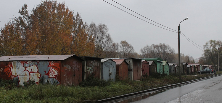 В Дзержинском районе Ярославля на месте старых гаражей могут построить гостиницу