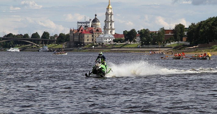 Авиашоу от чемпионки мира и снегоходы по воде: как отметят День города в Рыбинске
