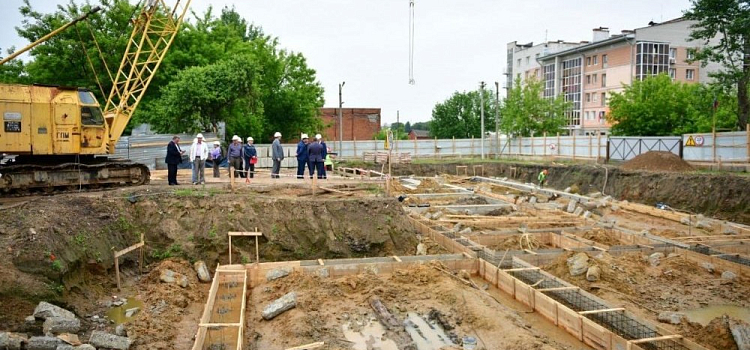 В Ярославле идет строительство дома для горожан из аварийного жилья