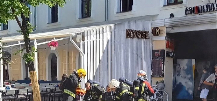 В центре Ярославля горит кафе «Дом актера»