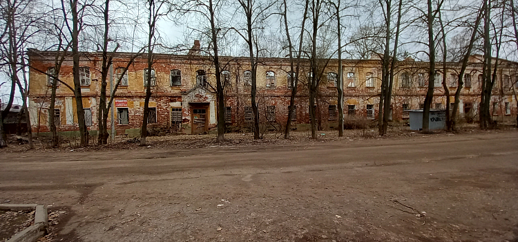 В Переславле-Залесском выставили на торги исторический дом за 1 рубль_315690
