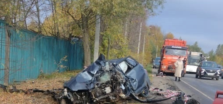 Два человека погибли в ДТП во Фрунзенском районе Ярославля