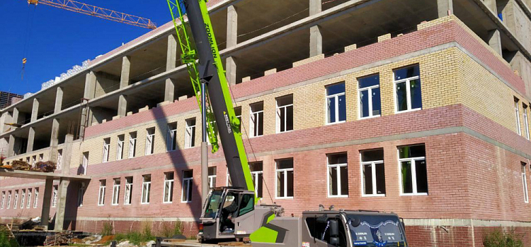 Ярославцам рассказали, как продвигается строительство новой школы на Московском проспекте