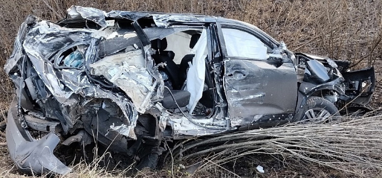 В Ярославской области два человека пострадали в ДТП с участием автобуса