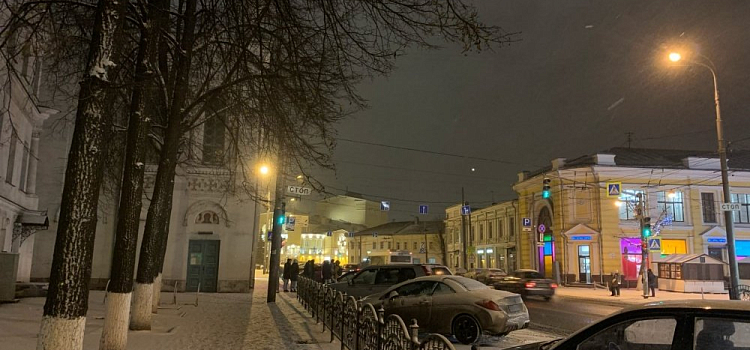 Видео дня. Мэр Ярославля показал, как убирают дороги