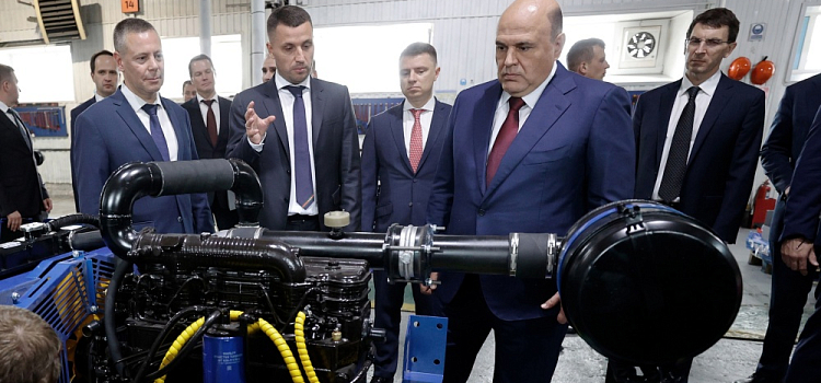 Новые школьные автобусы и машины скорой помощи: итоги визита премьер-министра Михаила Мишустина в Ярославль