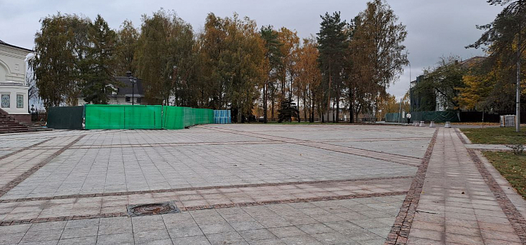 Ярославцы оценили благоустройство сквера у Вечного огня_284253