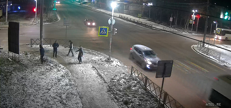 В Рыбинске подростки избили мужчину — возбуждено уголовное дело_258975