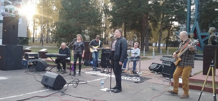«Это бегство от Альцгеймера»: ярославская группа рассказала, зачем пишет свою музыку