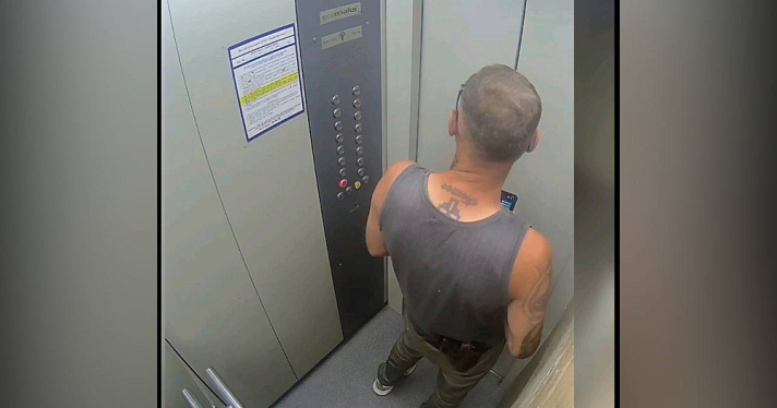 В наколках и с пистолетом: ярославцев напугал странный мужчина