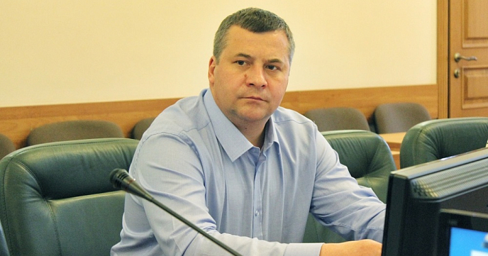В Ярославле бывшего депутата будут судить за попытку дать крупную взятку