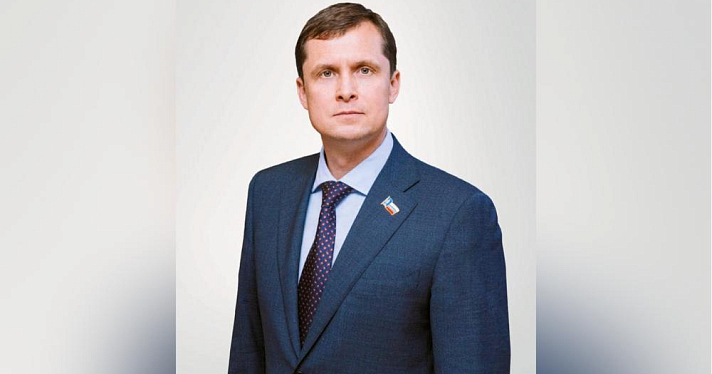 «Не снимаю с себя ответственности»: ярославский депутат прокомментировал арест сына за создание нарколаборатории