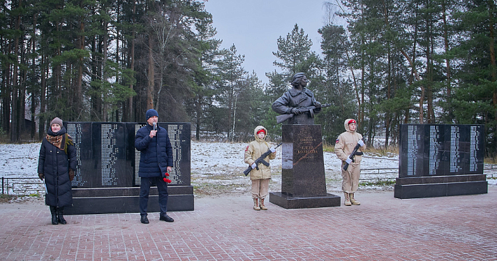 В Ярославском округе восстановили памятник Елене Колесовой