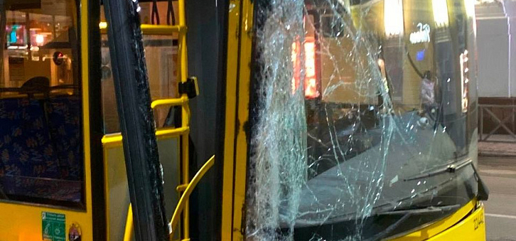 В Ярославле за один вечер в ДТП пострадали три автобуса
