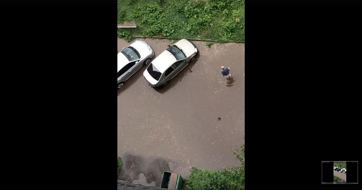 Жители Тутаева жалуются на ливневую канализацию