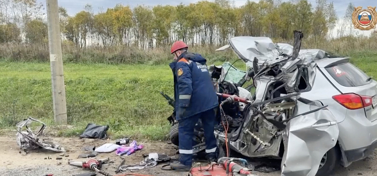 «Выехал на полосу встречного движения»: в Ярославской области в аварии погибли два человека