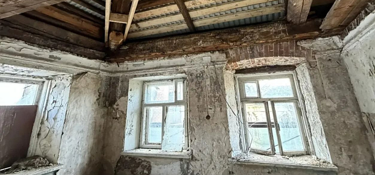 В Ярославле продолжают восстанавливать дом XVIII века_313578