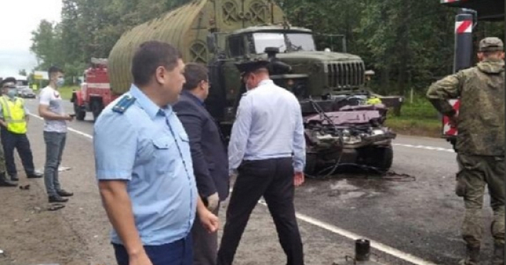 Суд взыскал почти два миллиона рублей компенсации родственникам молодого водителя, погибшего в ДТП с военными грузовиками