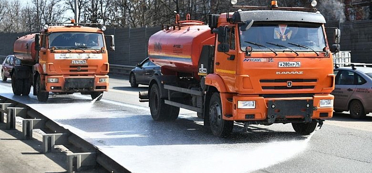 В Ярославле «Горзеленхозстрой» ищет водителей КДМ за 80 тысяч рублей в месяц
