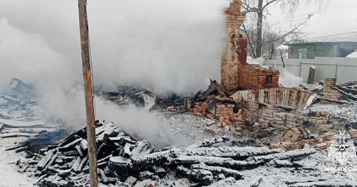 В Ярославской области при пожаре погибла женщина