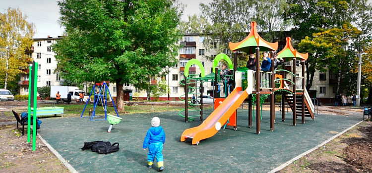 В Ярославской области благоустроили первые в 2023 году объекты губернаторской программы «Наши дворы»