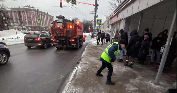 Заключенные ярославской тюрьмы будут убирать дороги в Заволжском районе