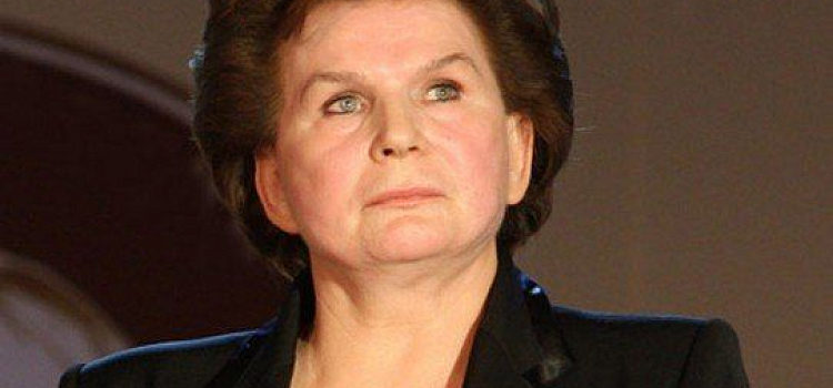 Сергей Ястребов поздравил Валентину Терешкову с Днем рождения