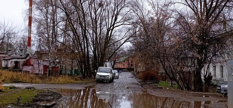 Жители Ярославля просят отремонтировать дорогу к детскому саду во Фрунзенском районе_225826