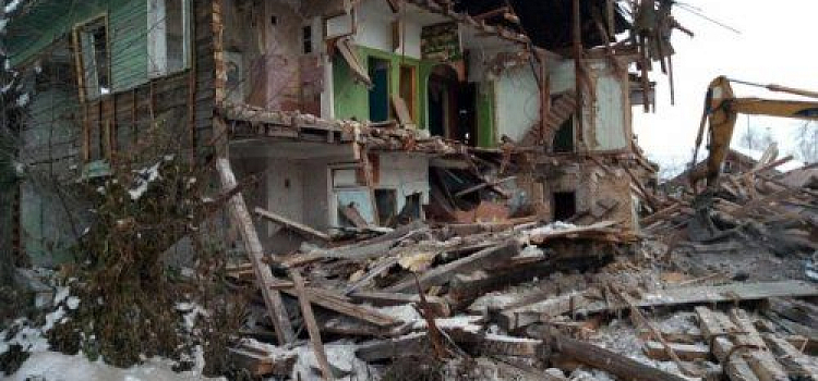 В Ярославле продолжается снос расселенных домов