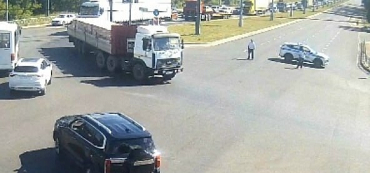Ярославль средь бела дня атаковали беспилотники