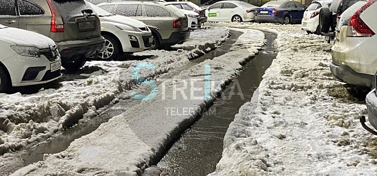 В Ярославле временно закроют парковку на Привокзальной площади