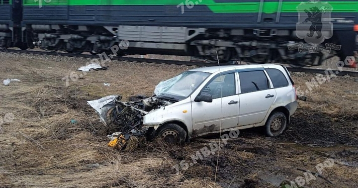 Полиция: число погибших в результате ДТП на железнодорожном переезде в Ярославской области выросло до двух