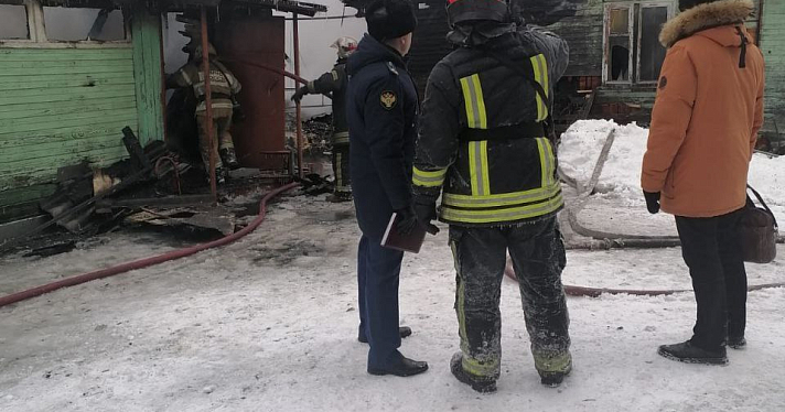 Прокуратура проверит обстоятельства пожара на стадионе в Ярославле_259578