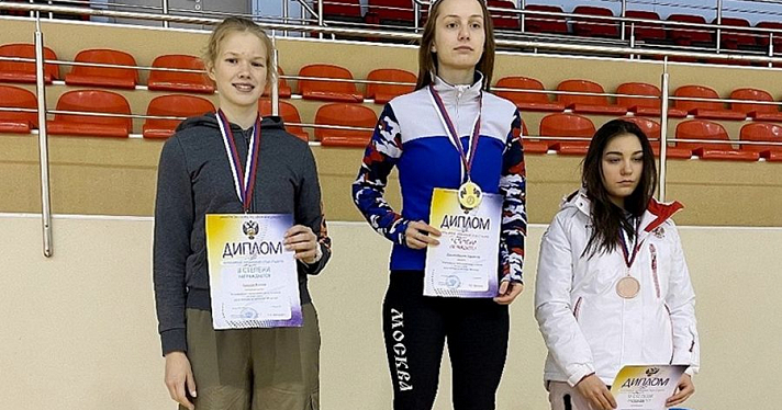 На Всероссийских соревнованиях по шорт-треку ярославцы завоевали 11 медалей