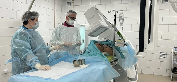 В больницу имени Н. А. Семашко в Ярославле поступил новый ангиограф за 60 миллионов рублей_314215