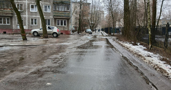 В Дзержинском районе Ярославля прокуратура проверила подъезд к детскому саду
