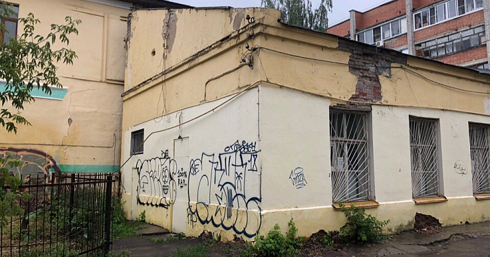 Суд обяжет мэрию Ярославля отреставрировать объект культурного наследия на улице Собинова_159438
