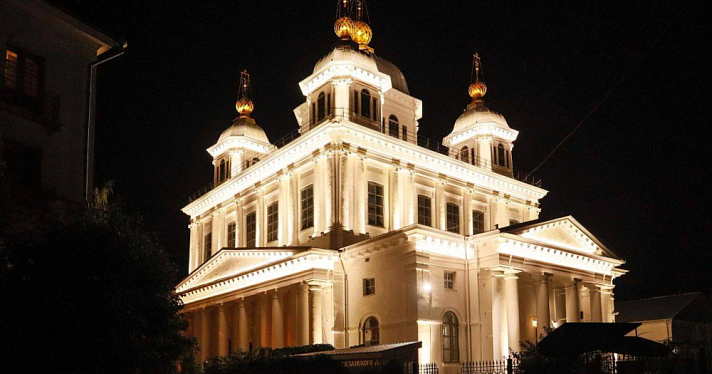 «Смеху больше»: губернатор Ярославской области запретил выключать архитектурную подсветку на ночь