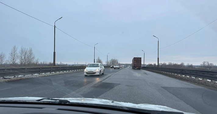 В Ярославле завершился ремонт Суринского путепровода_226173