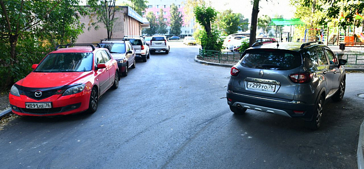 В Ярославле завершают ремонт двора на Городском Валу