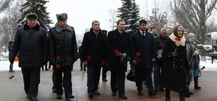 В Ярославле прошли торжественные мероприятия, посвященные Дню Героев Отечества_91587