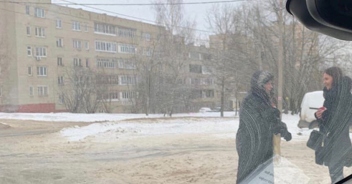 «Еда и деньги не нужны»: пенсионерки из Ярославля рассказали, что они ищут в мусорках_171588